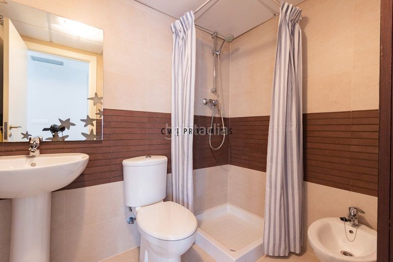 Foto 62d63fc9-b6c7-4ebb-b05a-ca1fb1ae9bb7. Location appartement avec chauffage parking piscine dans Moncofa