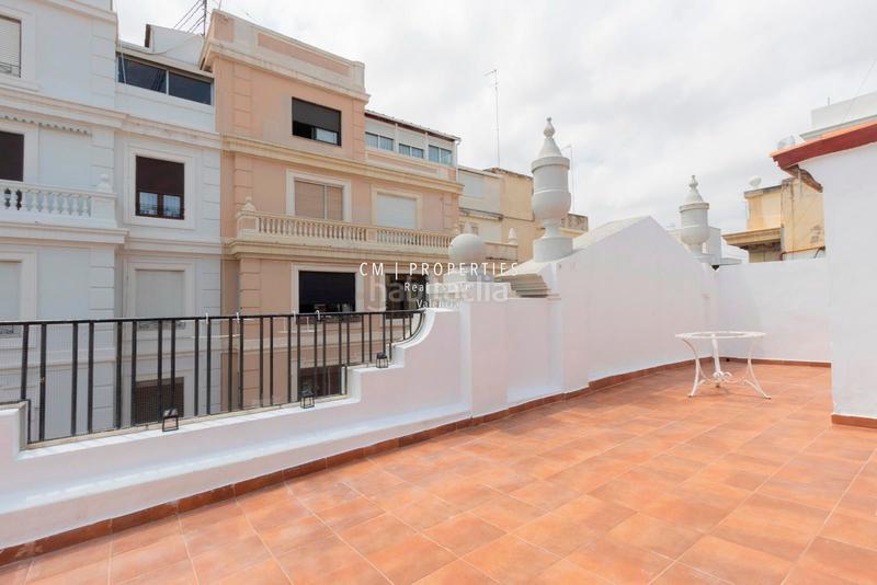 Foto bd6a051f-0e2b-4086-adb9-a1a7a70fb4fa. Location attique dans Sant Francesc Valencia