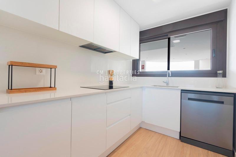Foto 83f7bad5-ae26-46bf-877f-117a0475d478. Alquiler piso apartamento de 2 dormitorios con terraza frente al mar playa de almardá, o en Sagunt