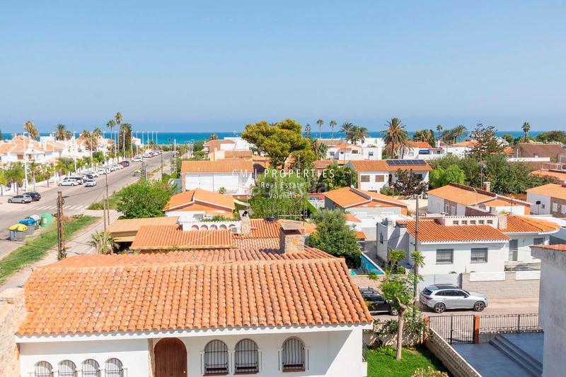 Foto b31fc694-a857-4a0b-b0ed-f701ef3f1ca7. Alquiler piso apartamento de 2 dormitorios con terraza frente al mar playa de almardá, o en Sagunt