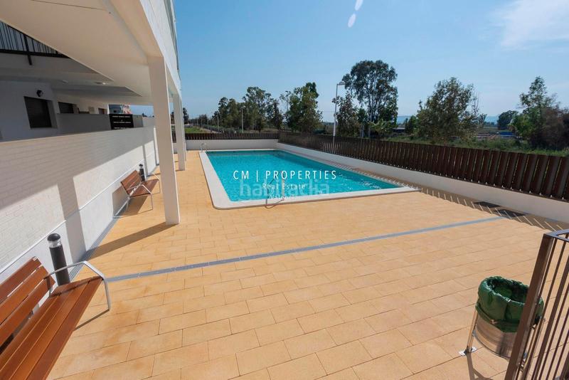 Foto ee8aeeef-0490-49c0-bce8-4a6a0993190a. Alquiler piso apartamento de 2 dormitorios con terraza frente al mar playa de almardá, o en Sagunt