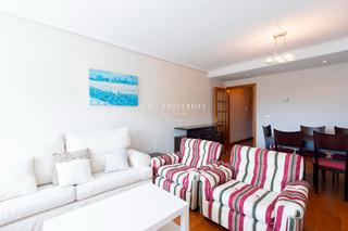 Lloguer Pis  Marti grajales. Piso de 3 habitaciones en alquiler junto al mercado del cabaal