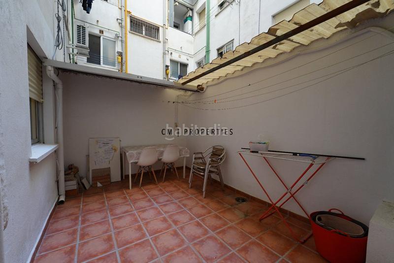 Foto 0f7d6bed-a6cc-4309-a0f2-57a7e38550ed. Alquiler piso  de cuatro dormitorios y dos cuartos de baño en Valencia