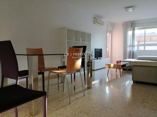 Lloguer Pis  Luz casanova. Piso de cuatro dormitorios y dos cuartos de baño