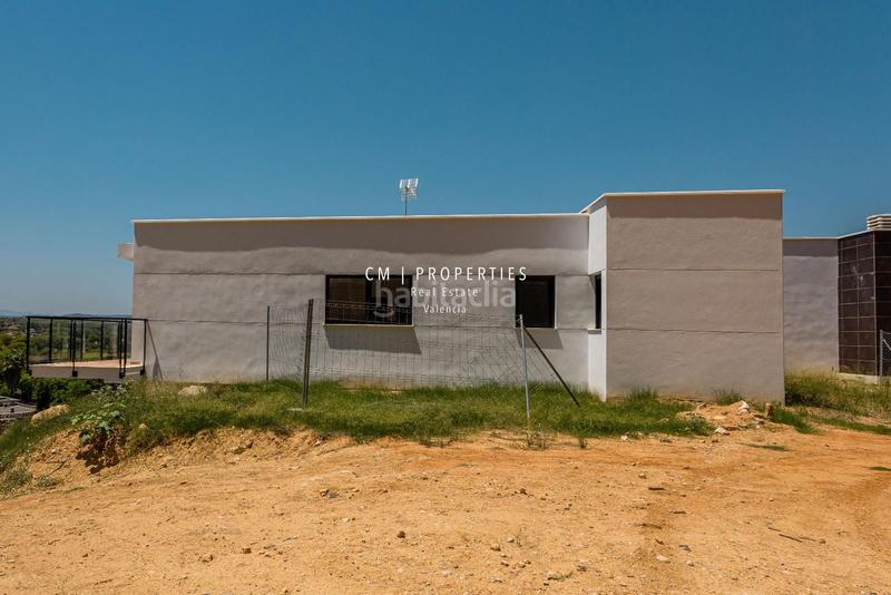 Foto cd448c02-0e4b-4c3a-b4d9-26a610a69a3e. Xalet amb calefacció aparcament a El Bosque Chiva