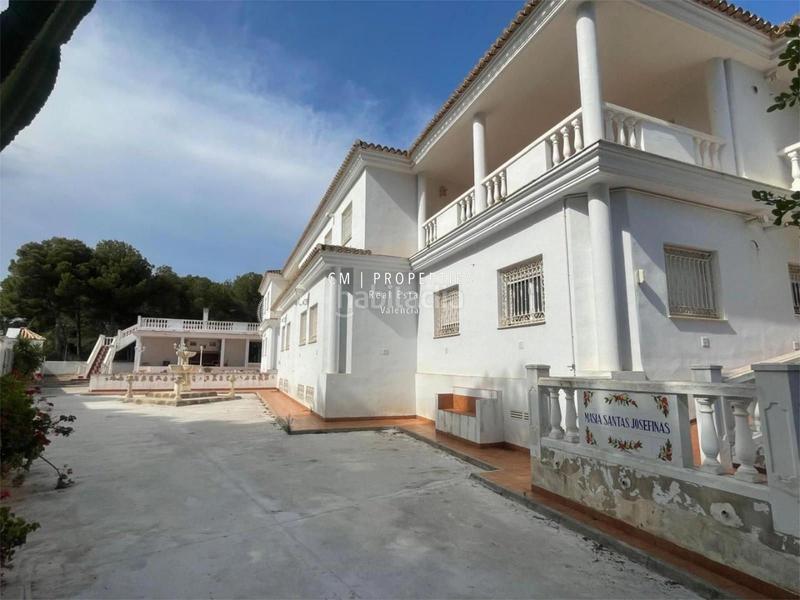 Foto 819dfb1f-491e-45c4-a988-295dedb80149. Xalet amb calefacció aparcament a Los Pinares-La Masia Bétera