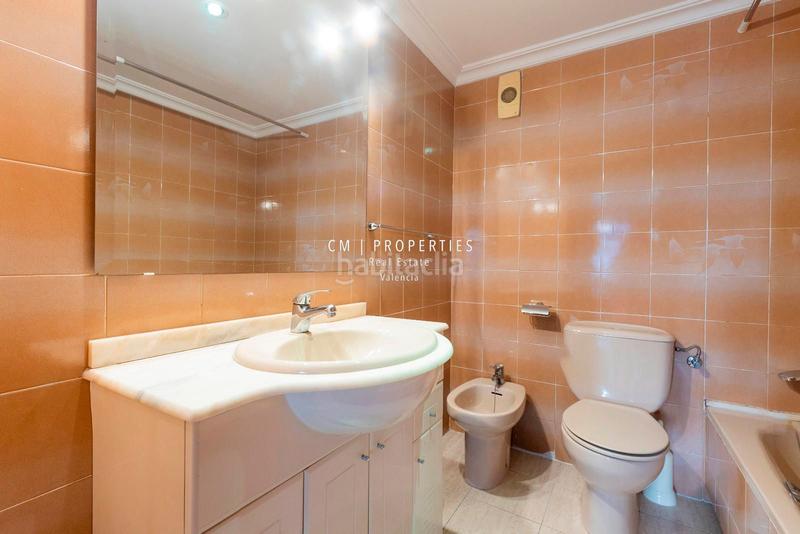 Foto 774b50e1-436d-4fa9-a9a7-9ed96e25f528. Alquiler piso  en alquiler, 4 habitaciones, benimaclet en Valencia