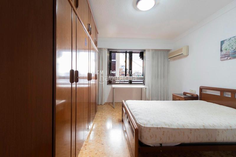 Foto cc1d49d1-ddc6-46e9-bba7-570e8ce2230e. Alquiler piso  en alquiler, 4 habitaciones, benimaclet en Valencia
