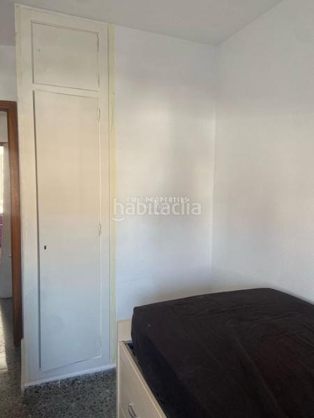 Foto 0ea7fe7b-0e97-4c06-8edf-89da3e468127. Alquiler piso  para estudiantes de cuatro habitaciones y dos baños. en Valencia