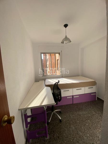 Foto 1358ce34-f715-428b-a978-1ffa2768879c. Alquiler piso  para estudiantes de cuatro habitaciones y dos baños. en Valencia