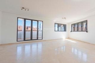 Lloguer Àtic  Penya-roja. Piso de 3 dormitorios en penyaroja en alquiler