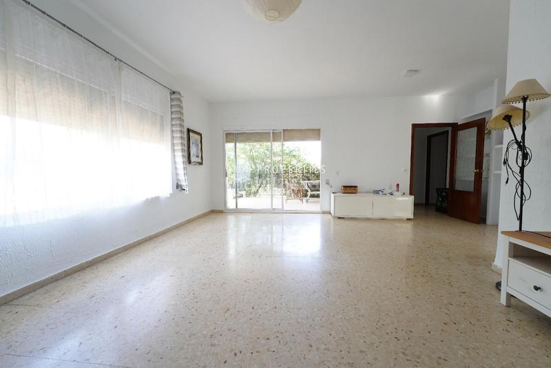 Foto 3539f6f4-8b2c-4913-a00a-772bd34393ac. Chalet with parking pool in Sierra Perenchiza-Cumbres de Calicanto-Sto Domingo Chiva