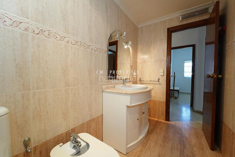 Foto b317db7b-60ff-4aec-8d2d-0e934248a4be. Chalet with parking pool in Sierra Perenchiza-Cumbres de Calicanto-Sto Domingo Chiva