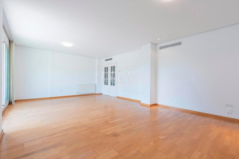 Foto fe8506af-1f1c-4762-bced-7dad69f3e862. Affitto casa con parcheggio piscina in Torre en Conill-Cumbres de San Antonio Bétera