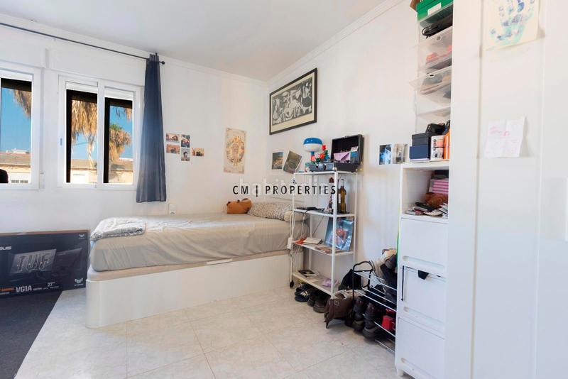 Foto 51420a5e-879d-4cc2-97cc-ccda58e4ce14. Piso  de dos dormitorios y un cuarto de baño la malvarosa en Valencia