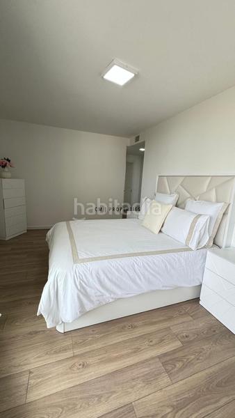 Foto 0d0ca93e-ba61-45a6-bd27-4972c6c9afa7. Rent flat with heating parking pool in La Punta Valencia