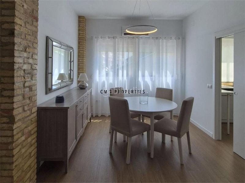 Foto 23a2361e-dd2a-4881-bc7d-7c2e7a1c67fb. Alquiler piso  de alquiler en el centro de tres habitaciones en Valencia