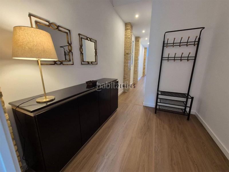 Foto 4a273b72-26af-4382-a3ad-b82f71337183. Alquiler piso  de alquiler en el centro de tres habitaciones en Valencia