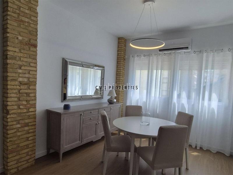 Foto a934c9fe-ef20-4c89-ba18-4132e988c5c3. Alquiler piso  de alquiler en el centro de tres habitaciones en Valencia