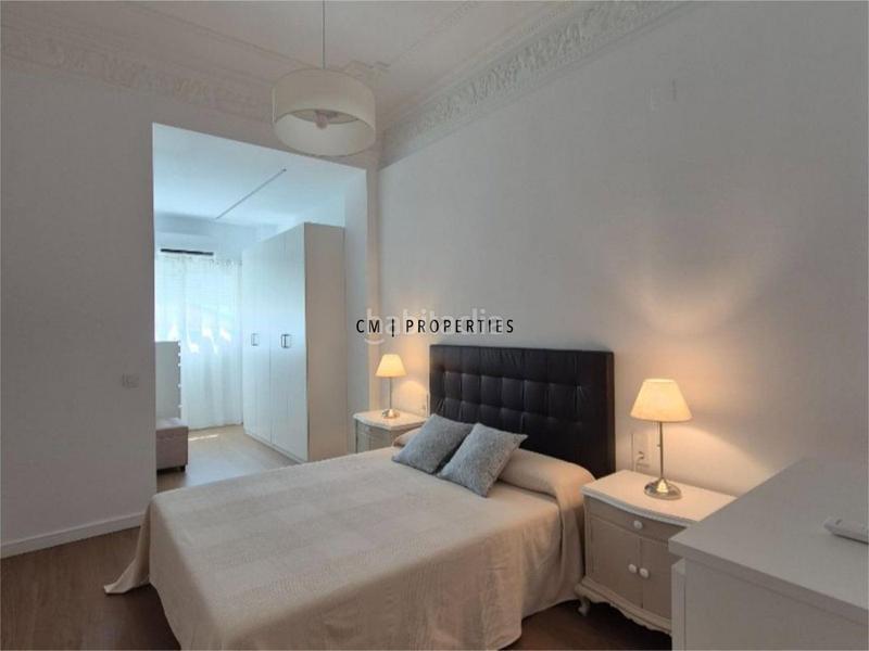 Foto dafc3562-555a-4d33-8664-3966e5a53bef. Alquiler piso  de alquiler en el centro de tres habitaciones en Valencia