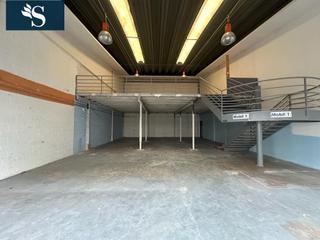 Nau industrial  El gorronal - carlos ruiz. Venta de nave con inquilino
