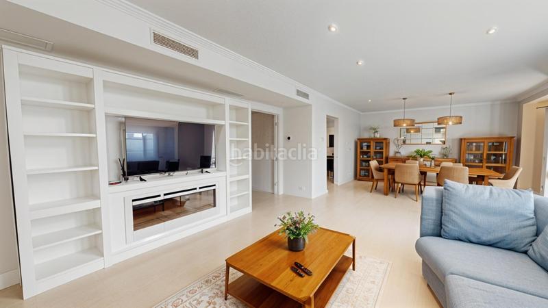 Foto ee387f99-3104-4ab7-9d90-16d93026e57e. Casa aparellada amb calefacció aparcament piscina a Boadilla del Monte