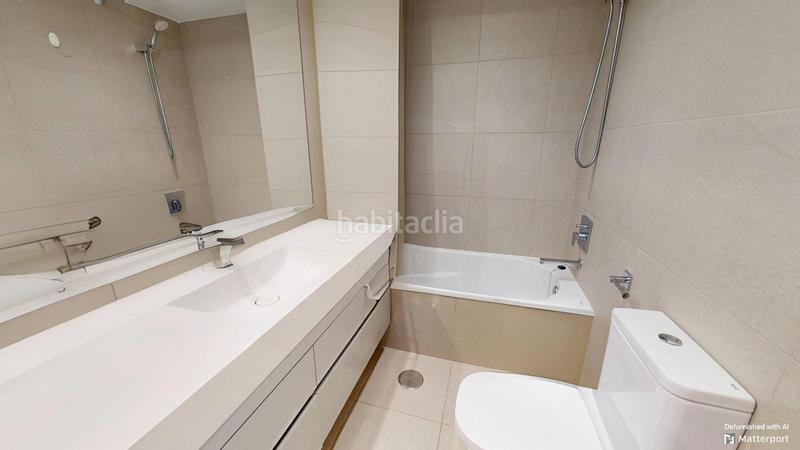 Foto f9a0ad85-fbf0-4e57-9311-bb4603b8850d. Casa aparellada amb calefacció aparcament piscina a Boadilla del Monte