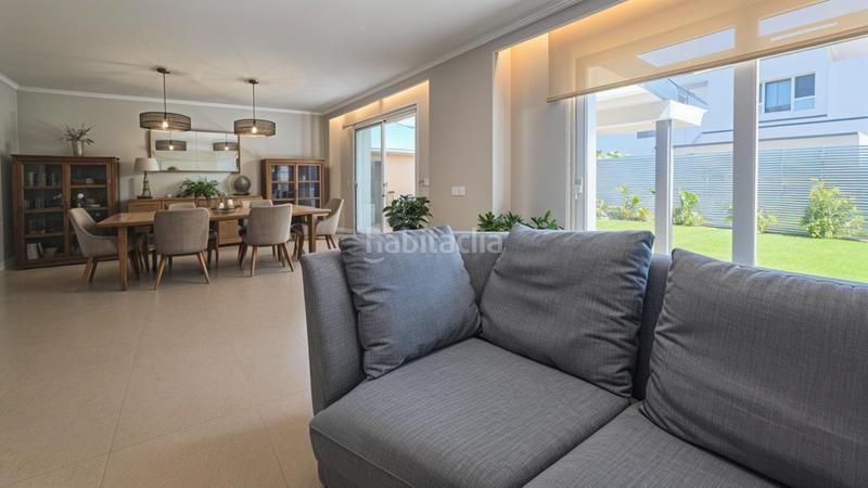 Foto ff04a8d8-87e5-4675-91c2-f87153c88d34. Casa aparellada amb calefacció aparcament piscina a Boadilla del Monte