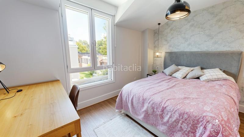 Foto c2df917b-414e-4640-a294-2208e34bcb9e. Casa aparellada amb calefacció aparcament piscina a Boadilla del Monte