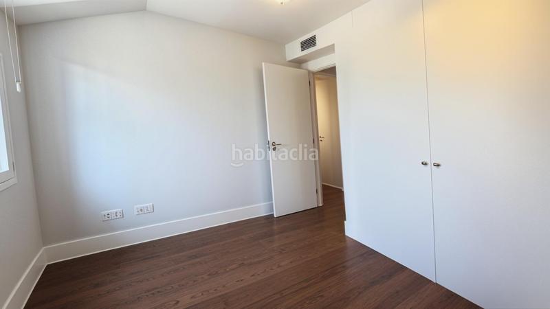 Foto c2ba7893-7d66-4b98-85cb-a886972fa337. Casa pareada en El Pastel Boadilla del Monte