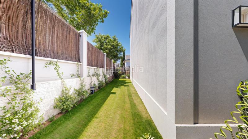 Foto f57f1256-3df8-4d82-9cfd-c5d94cffd5f0. Towny house with heating parking pool in El Pastel Boadilla del Monte