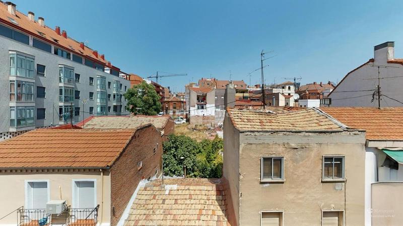 Foto f4db845d-8e90-4b4b-888b-72aa95e5228f. Piso moderno piso en Valdeacederas, ideal para entrar a vivir en Madrid