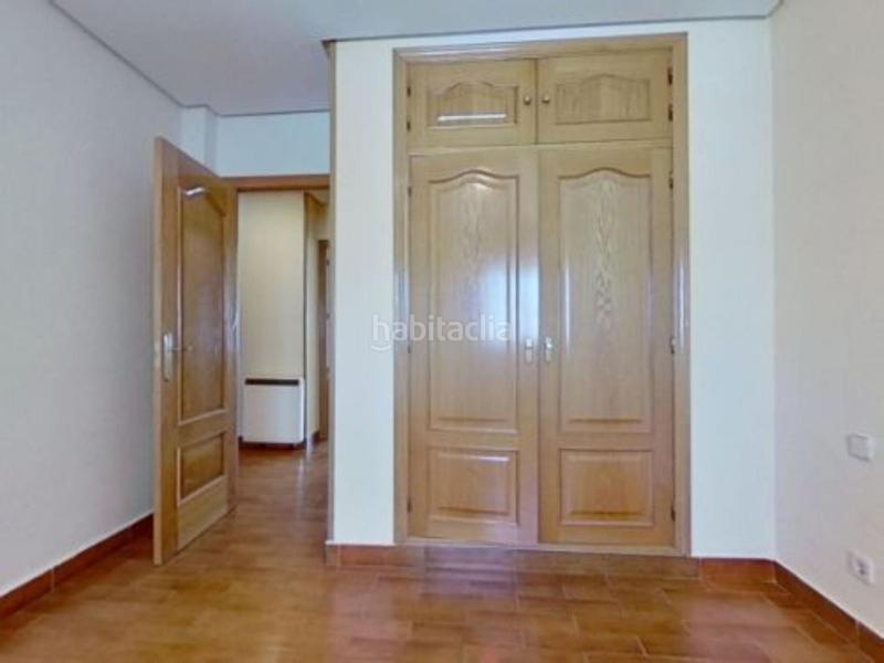 Foto 1a65064e-ee3f-4287-b8e2-bb2239e1933e. Alquiler piso servicheck alquila piso en bravo murillo!!! en Madrid