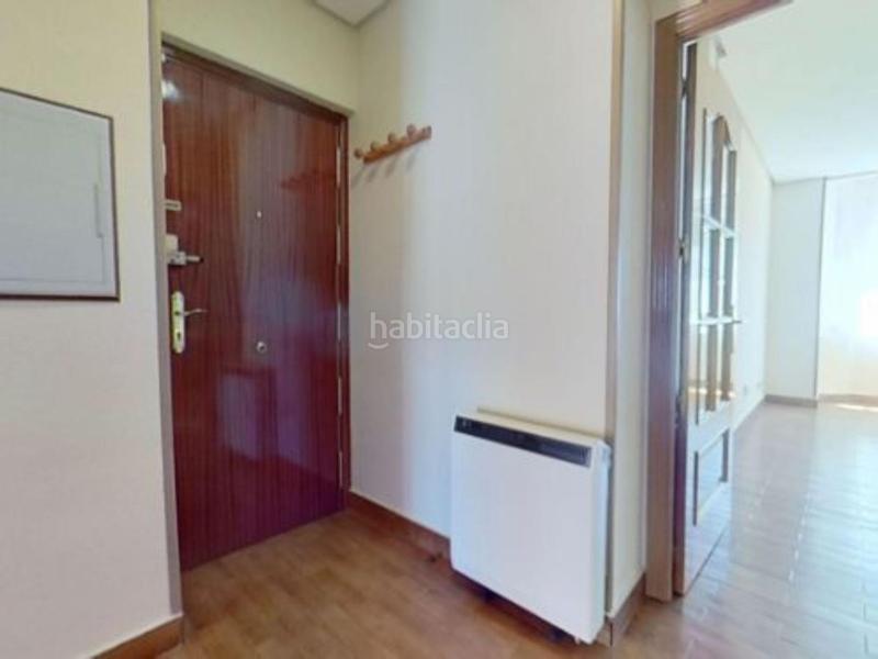 Foto 5ae2e9cc-347d-44c9-8585-f230b894b0d9. Alquiler piso servicheck alquila piso en bravo murillo!!! en Madrid