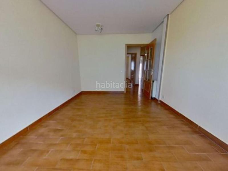 Foto b1bb1b3b-d308-45d7-96e9-4bc467d9adc6. Alquiler piso servicheck alquila piso en bravo murillo!!! en Madrid