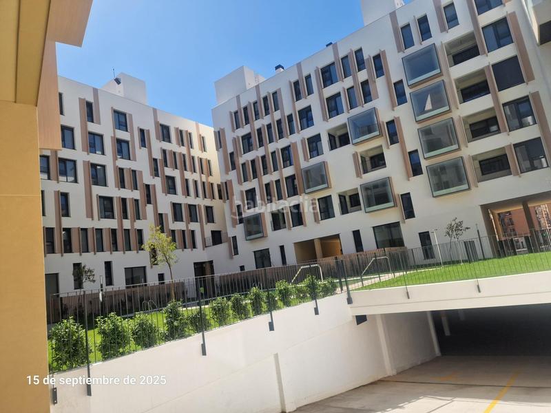 Foto a0d2ca1c-e35d-42ba-ae45-eafcd6c7b1df. Lloguer pis amb calefacció aparcament piscina a Legazpi Madrid