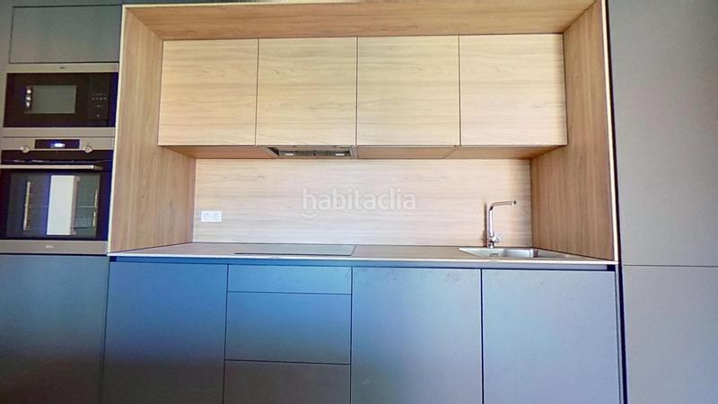 Foto f898e17a-f5c9-4233-bd37-f22bc39258b6. Lloguer pis amb calefacció aparcament piscina a Legazpi Madrid