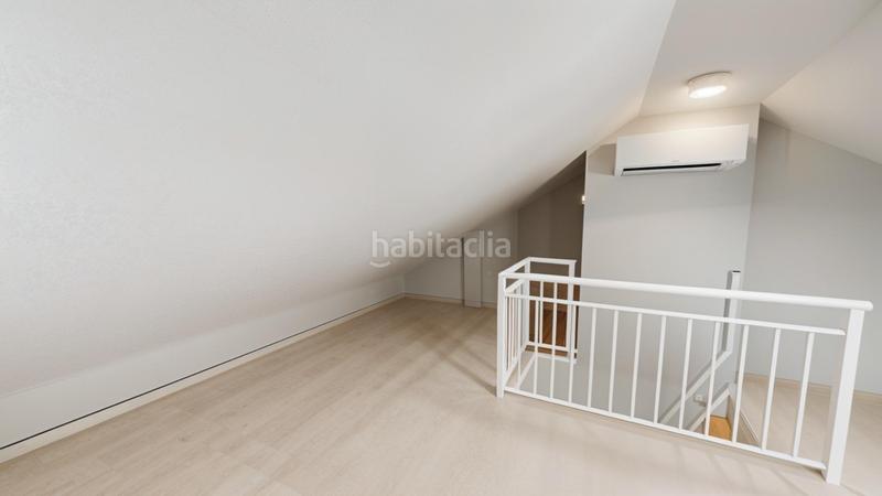 Foto 78494f71-27ff-45ac-ada9-8b4d5f6ed25c. Attique avec chauffage dans San Diego Madrid