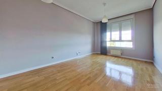 Location Appartement  Isaac ramos. Se alquila piso en urbanización con 2 habitaciones y garaje