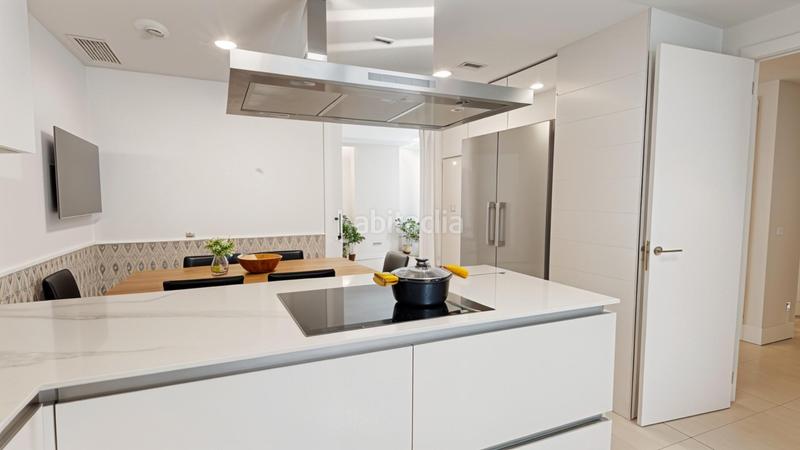 Foto f83769a6-6623-4742-ac3c-7dcb731b6a7d. Towny house with heating parking pool in El Pastel Boadilla del Monte