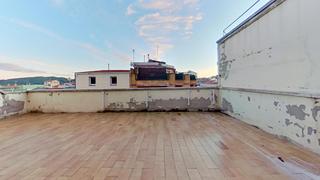 Àtic  Carrer florenci valls. Amplio ático en igualada con gran terraza y posibilidades de ref