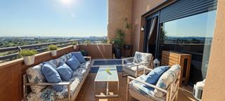 Attique  Calle de villamanta. Servicheck vende precioso ático de una habitación en ensanche de