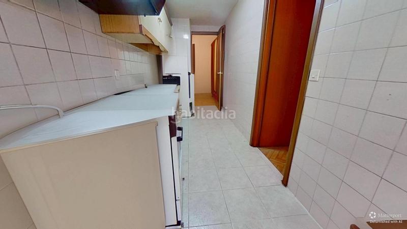 Foto a891f8a6-109f-43e0-aa47-e8c12bc36e24. Etagenwohnung mit heizung in Portazgo Madrid