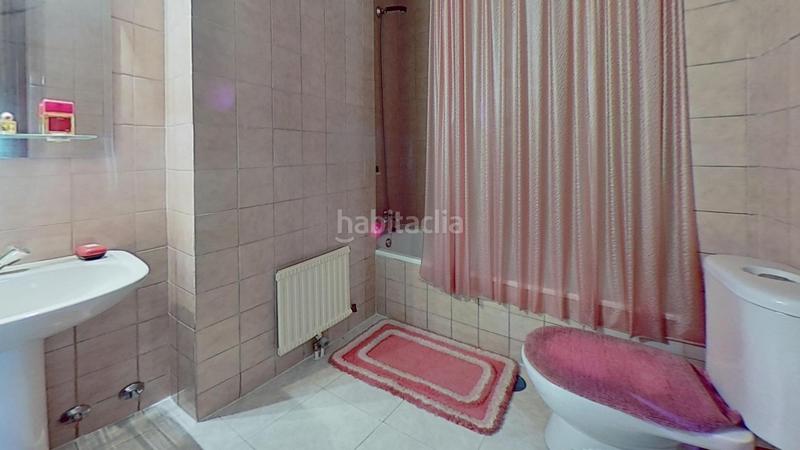 Foto c7ea2f68-3ecb-420f-b37d-51b6f4fe57f3. Etagenwohnung mit heizung in Portazgo Madrid