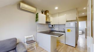 Location Appartement  Calle de lópez de hoyos. Servicheck alquila atico de 1 habitacion en ciudad lineal