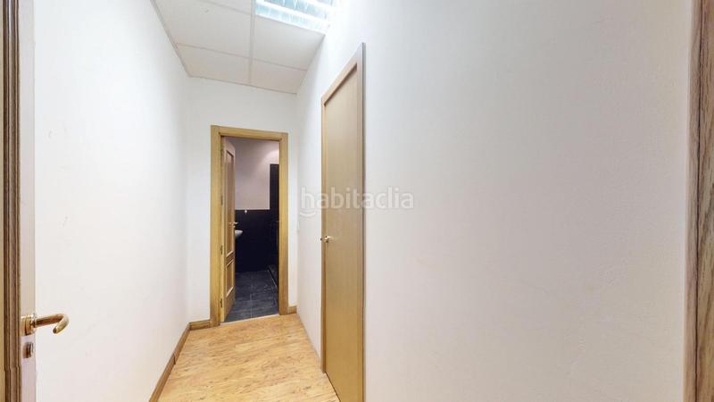 Foto 235c6d34-747f-4204-97d2-1389934a7d61. Local commercial dans San Diego Madrid