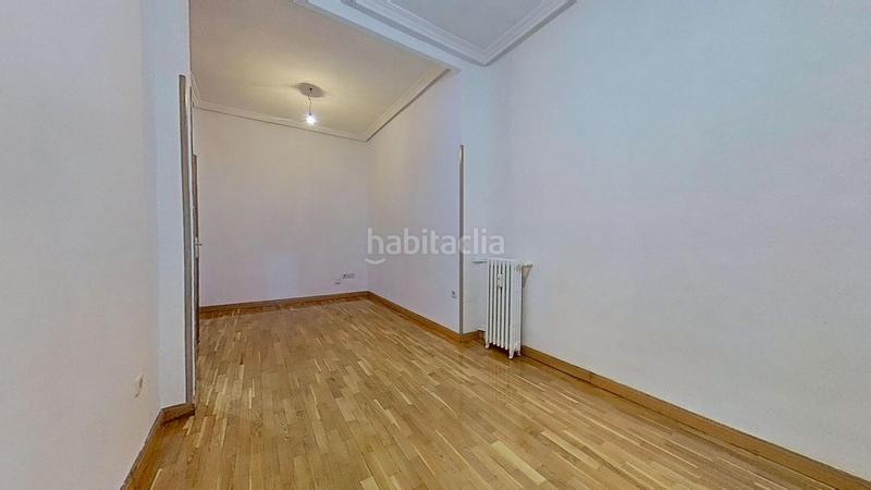 Foto 20ac4dcb-aa40-4314-b9da-f7f798fa9665. Miete etagenwohnung mit heizung in Goya Madrid