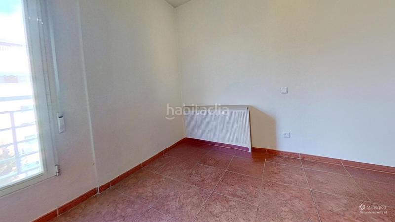 Foto 4b2fb3b5-3056-4c79-b4bf-383dc9381a7d. Pis amb calefacció a Portazgo Madrid