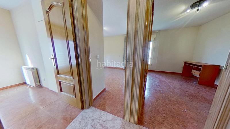 Foto b9b51530-27ff-481a-ad7e-6efb5ad27dd8. Pis amb calefacció a Portazgo Madrid