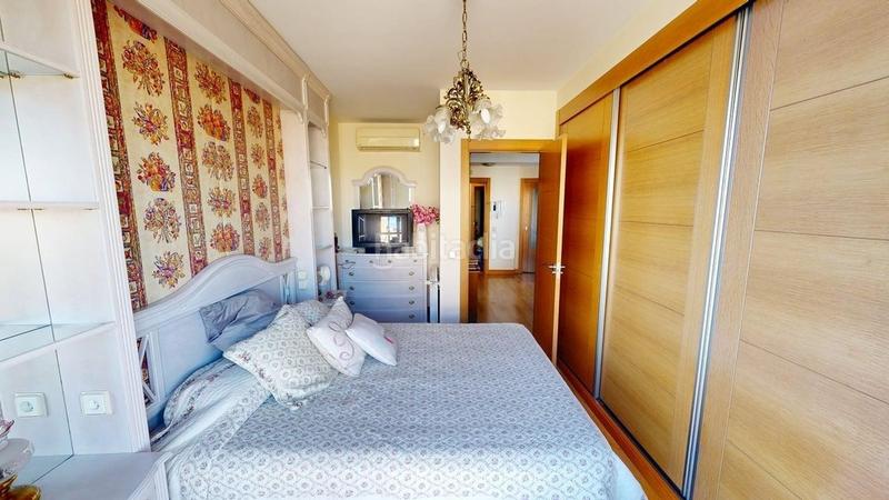 Foto 38621421-582e-4a2d-8059-ebe235392fcb. Rent penthouse with heating parking pool in Valdezarza Madrid